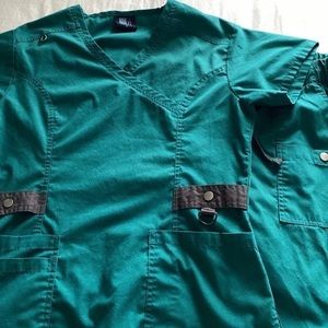 Green Scrub Set (TOP & PANTS)